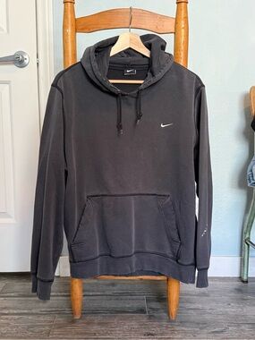Vintage Nike Black Pullover Hoodie